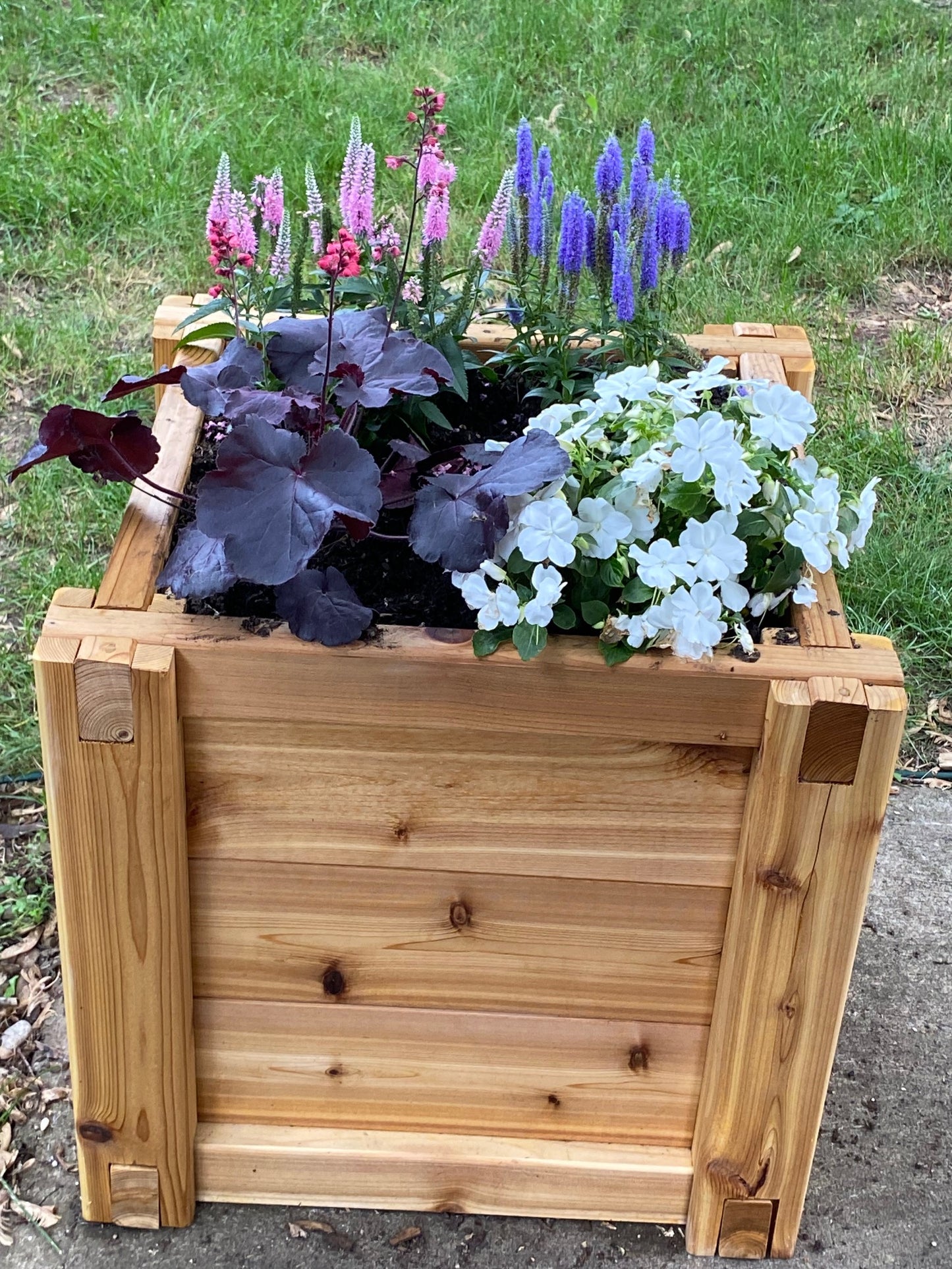 24" x 24" Cedar Planter Box | Handmade Western Red Cedar Raised Garden Planter (L x W)